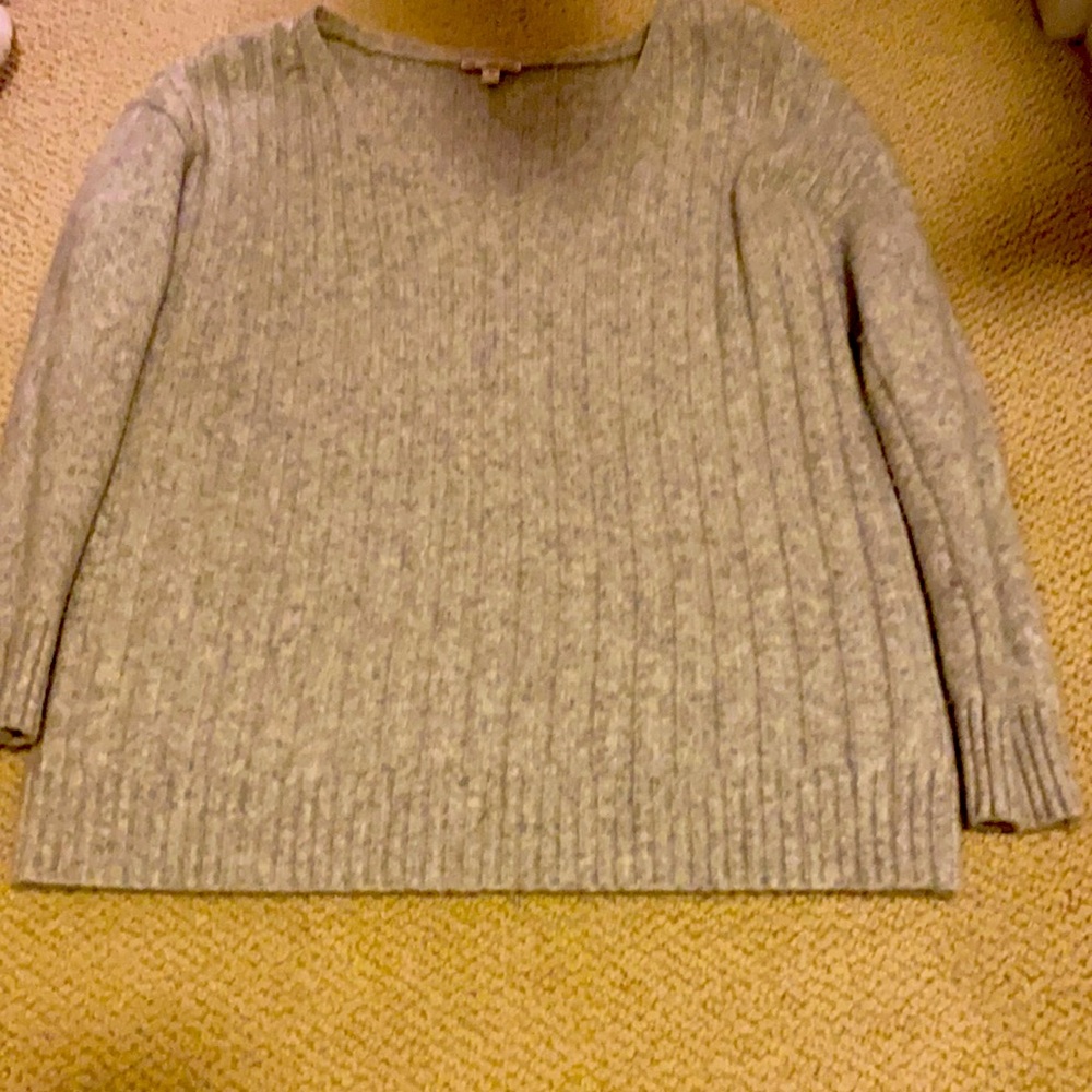 Grey v neck sweater